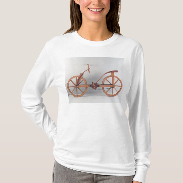 Reconstruction of da Vinci's design T-Shirt (Front)