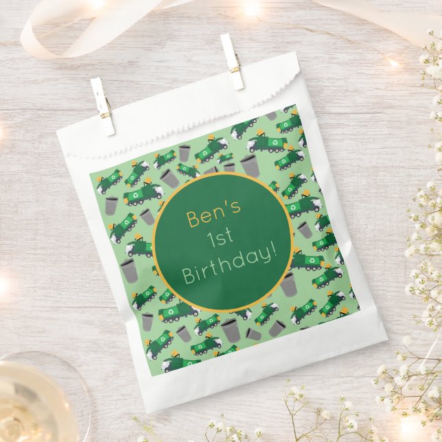 Recycling Garbage Trucks Pattern Favour Bags (Clipped)