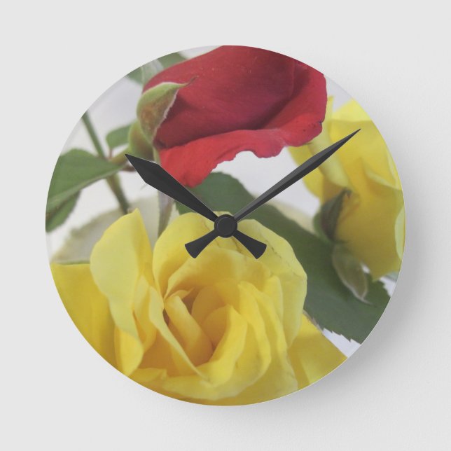 Red amd Yellow Roses Round Clock (Front)