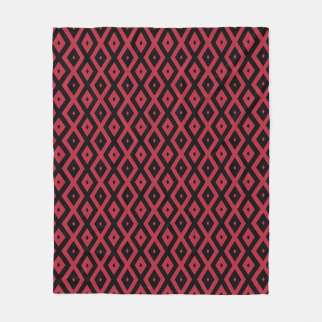 Red and black diamond pattern fleece blanket (Front)