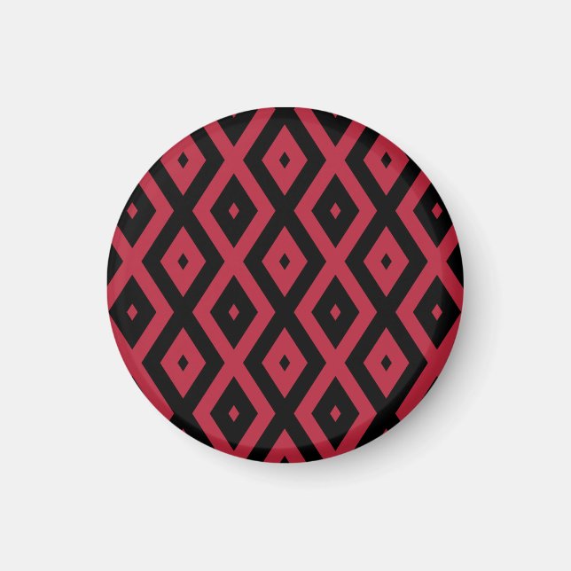 Red and black diamond pattern magnet (Front)