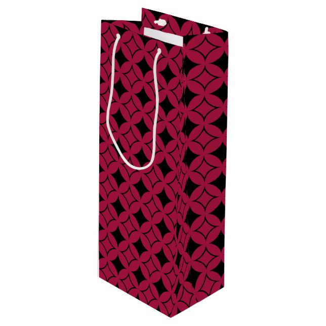 Red and black shippo wine gift bag (Front Angled)