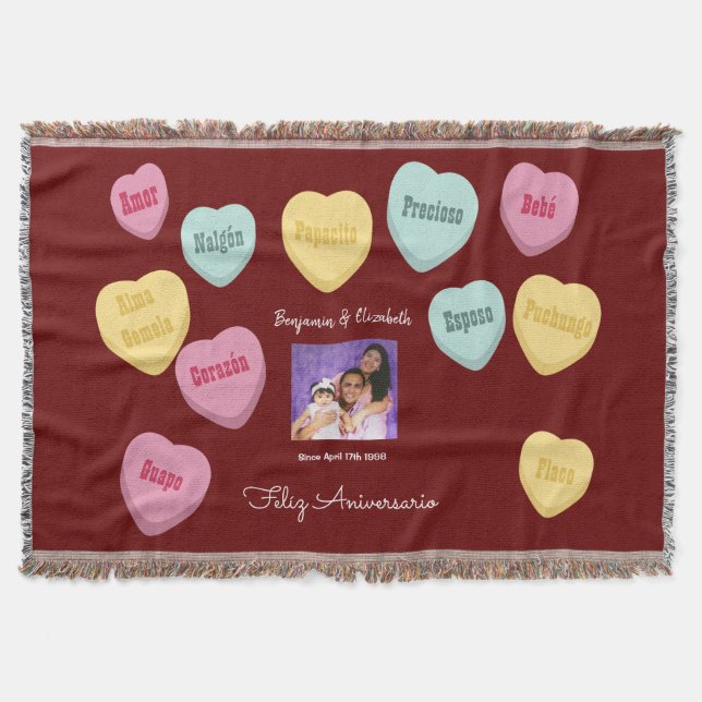 Red and candy hearts Happy anniversary Spanish  Throw Blanket (Front)
