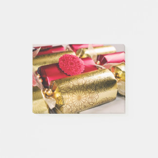 Red and Gold Christmas Crackers Post-it Notes