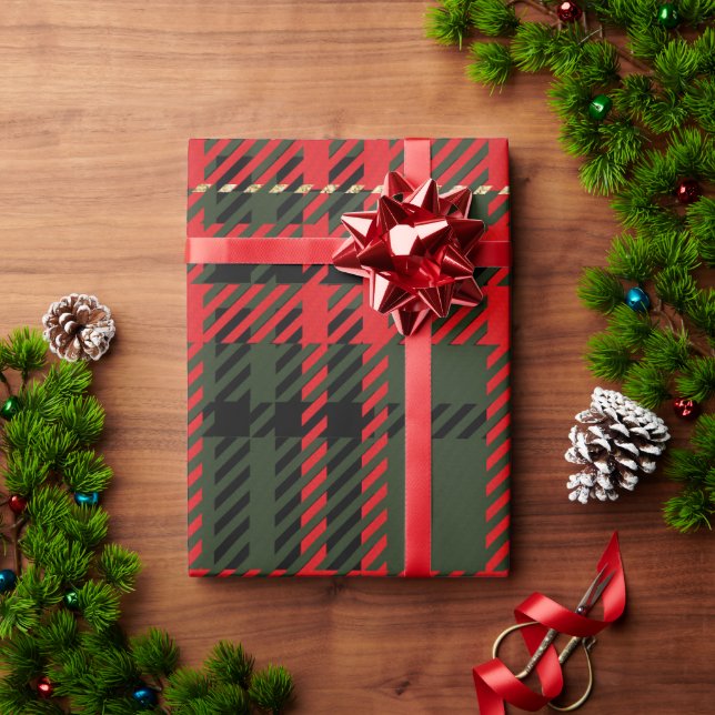 Red and Green Plaid Wrapping Paper (Holiday Gift)