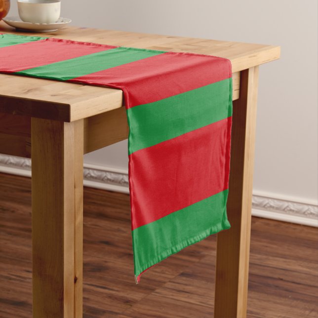 Red and green stripes short table runner (In Situ)