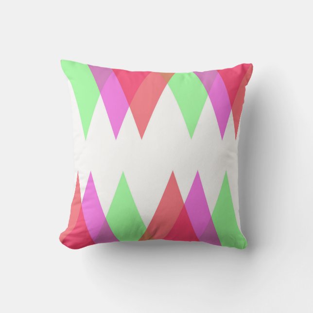 Red and green triangles cushion (Front)