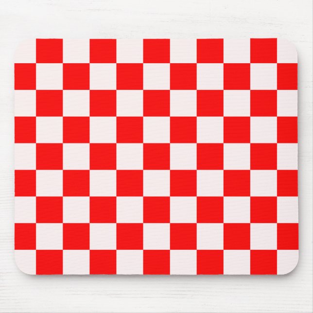 Red and White Chequered Pattern  Mouse Mat (Front)