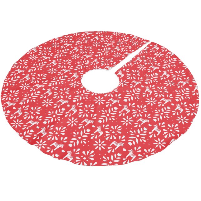 Red and White Dala Horse Scandinavian Pattern Brushed Polyester Tree Skirt (Angled)
