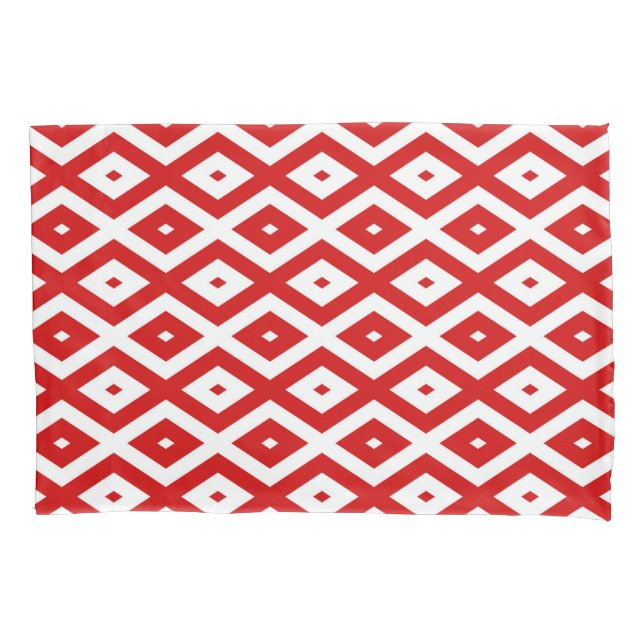 Red and white diamond pattern pillowcase (Front)