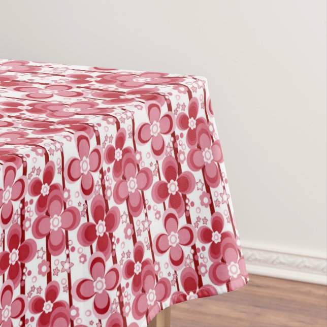 Red and white floral pattern tablecloth (In Situ)