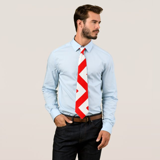 Red and White Giant Vertical Chevron Neck Tie (In Situ)