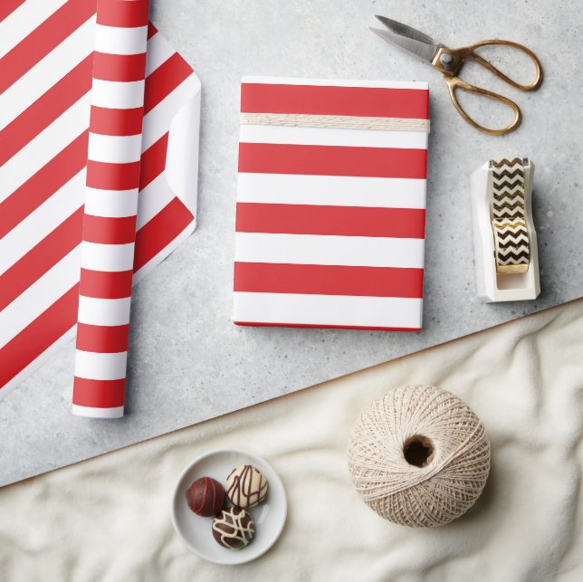Red And White Large Candy Stripe Wrapping Paper (Crafts)