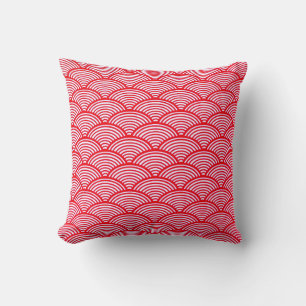 Red and White Scallop Pattern Cushion