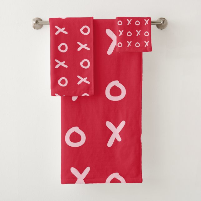 Red & Baby Pink X O XO XO's Trendy Cute Bath Towel Set (Insitu)