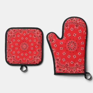 Red Bandanna Oven Mitt & Pot Holder Set