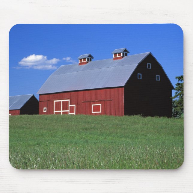 Red barn in Latah County, Idaho state PR MR) Mouse Mat (Front)