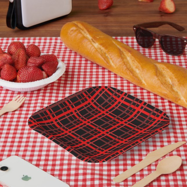 Red & Black Plaid Paper Plate (Picnic)