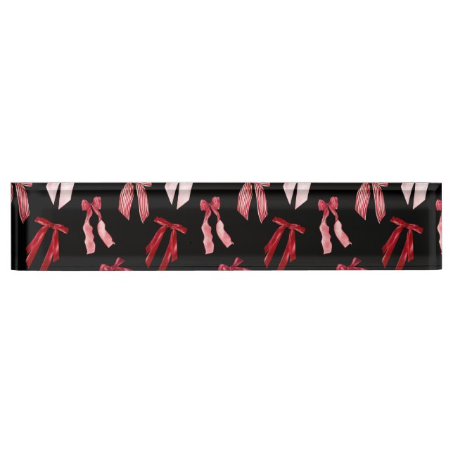 Red bows in black  nameplate (Front)