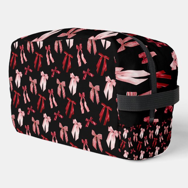 Red bows on black background  dopp kit (Left Corner)
