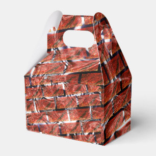 Red, bubbles upon grating or brick effect? Metalli Favour Box