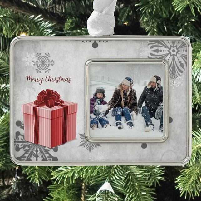Red Christmas Gift Holiday Photo Silver Plated Framed Ornament (Red Christmas Gift Holiday Ornament)