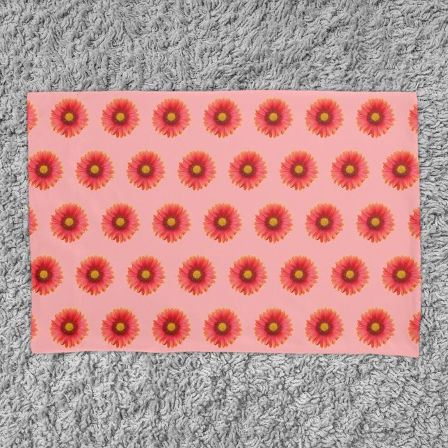 Red Daisy Flower Seamless Pattern on Pillow Case (Red Daisy flower seamless pattern on pillow case)