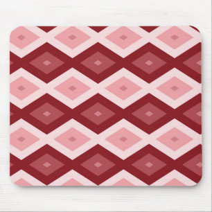 Red diamond pattern mouse mat