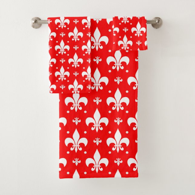 Red Fleur-de-lis Pattern Design  Bath Towel Set (Insitu)