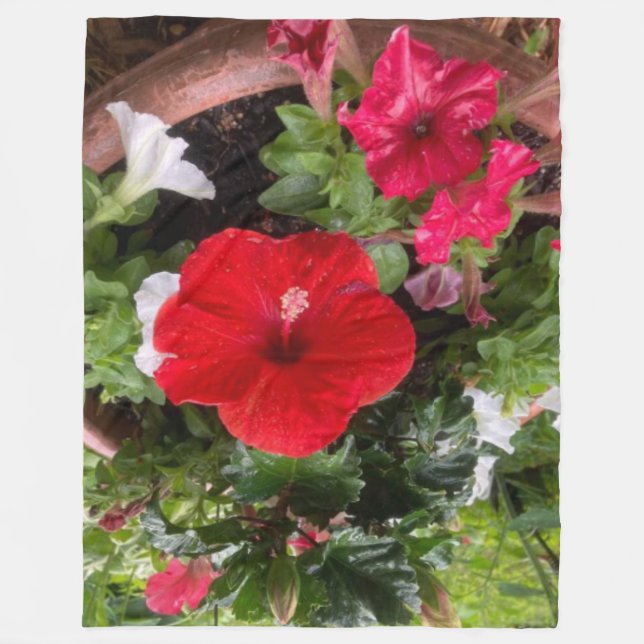 RED FLOWERS  FLEECE BLANKET (Front)