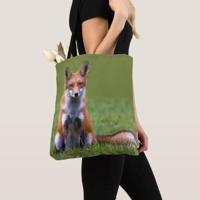 Red Fox Sitting Tote Bag (Close Up)