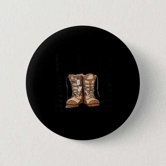 Red friday honoring troops remember everyone 6 cm round badge (Front)