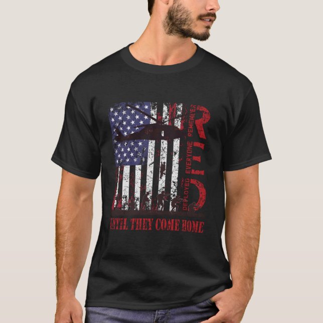Red Friday Remember Everyone Deployed Us Flag Mili T-Shirt (Front)