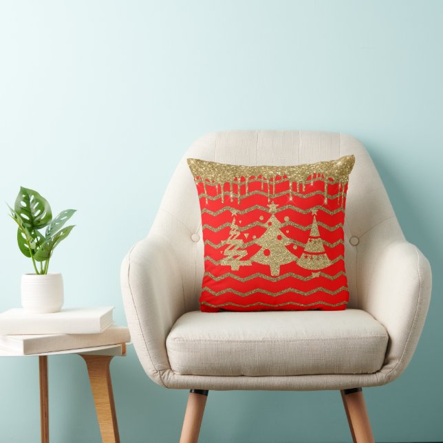 Red glitter christmas tree cushion (Chair)