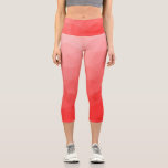 Red gradient geometric mesh pattern capri leggings<br><div class="desc">Unique and fun customisable geometric women's clothing. Cool capri leggings fashion for her. 
Triangle geometric mesh with light dark red ombre gradient.</div>