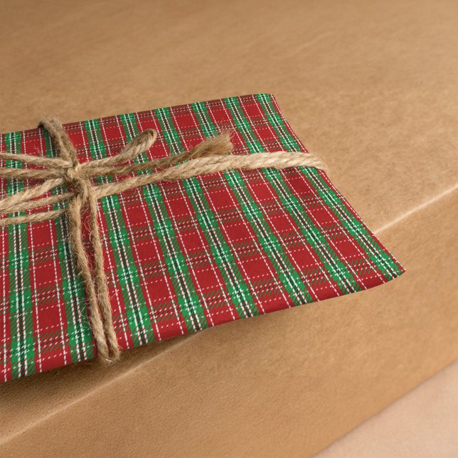 Red Green Plaid Pattern Christmas Tissue Paper (Red and green plaid pattern tissue paper. )