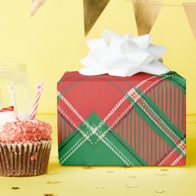 Red Green Plaid Pattern Wrapping Paper (Birthday Party)