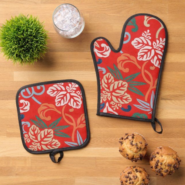 Red Hawaiian Japanese Kimono: Vintage Floral Oven Mitt & Pot Holder Set (Top Down)