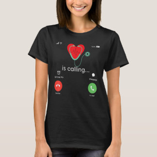 Red Heart Beating Cardiac Nurse Heart Stethoscope  T-Shirt