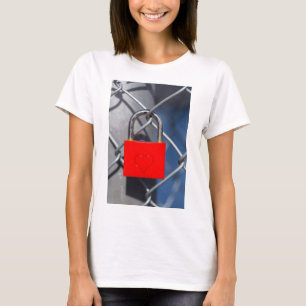 Red heart lock on fence T-Shirt