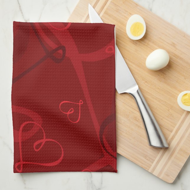 Red heart pattern tea towel (Quarter Fold)