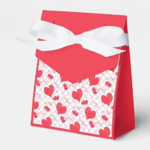 Red hearts, text, "love you" . favour box