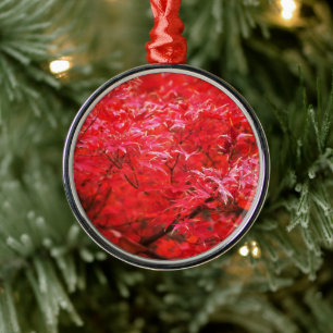 Red leaves all around metal tree decoration