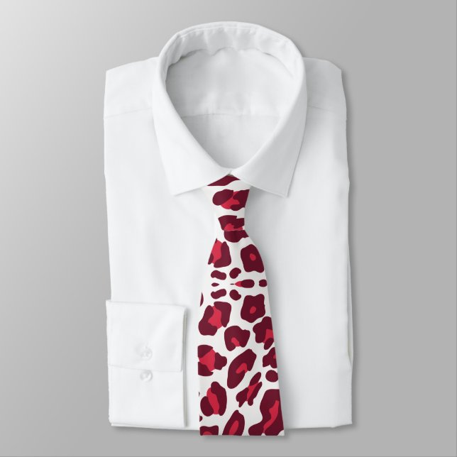 Red Leopard Pattern Tie (Tied)