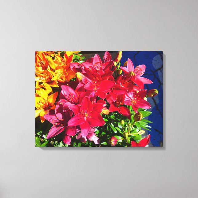 Red Lily Flower Canvas Print (Front)