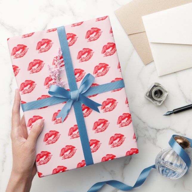 Red Lipstick Kisses On Pink Wrapping Paper (Gifting)
