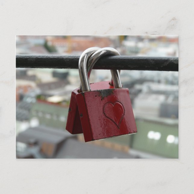 Red love heart padlocks postcard (Front)
