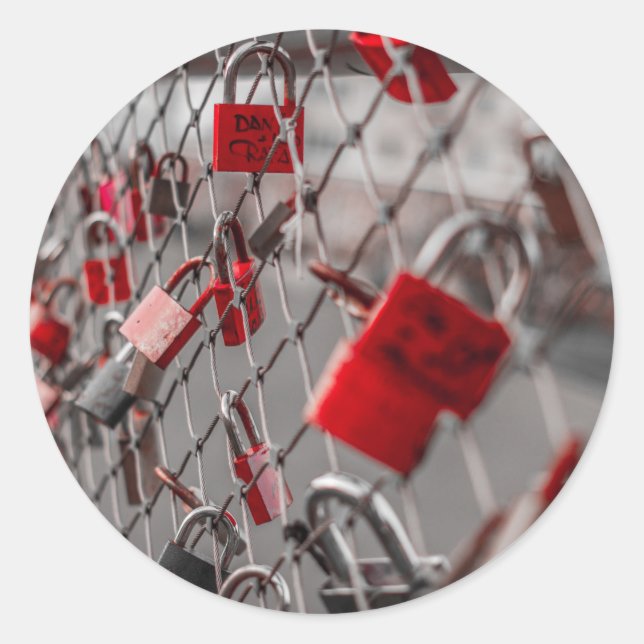 Red Love Padlocks Classic Round Sticker (Front)