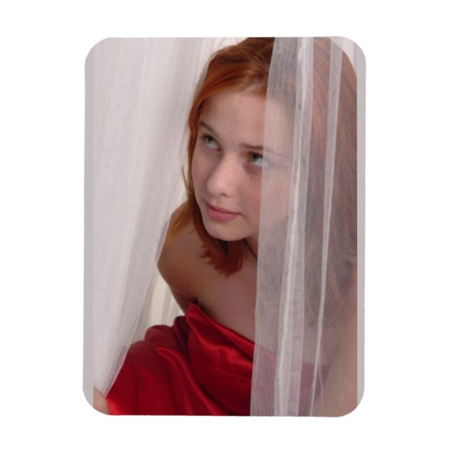 Red Magnet (Vertical)