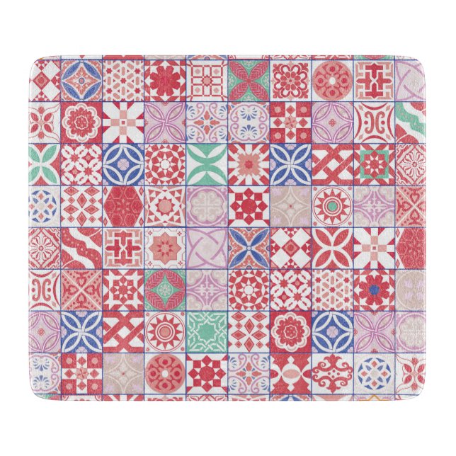 Red Moroccan tile Cutting Board (Front)